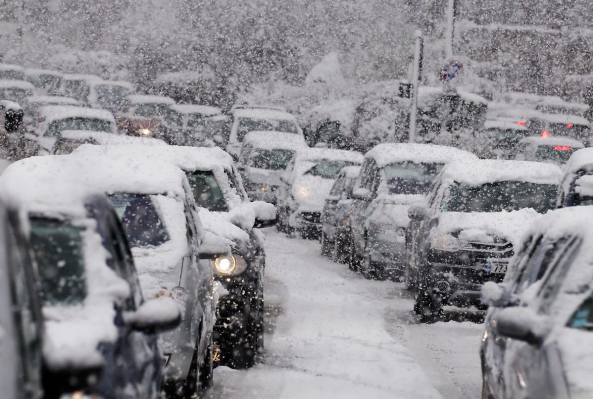 U.S. Travel Warning Amid Powerful Winter Storm Will Impact Holiday Travel